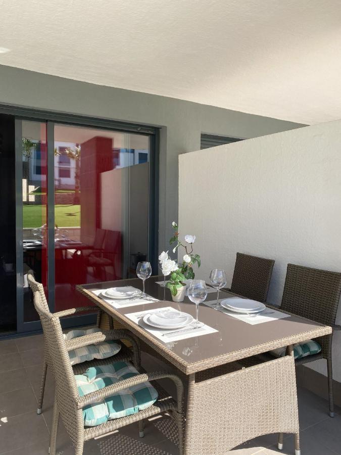 Oasis Beach Apartments อาลิกันเต ภายนอก รูปภาพ