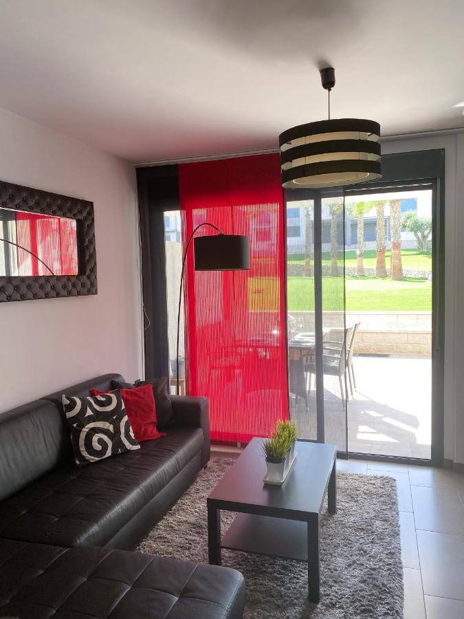 Oasis Beach Apartments อาลิกันเต ภายนอก รูปภาพ